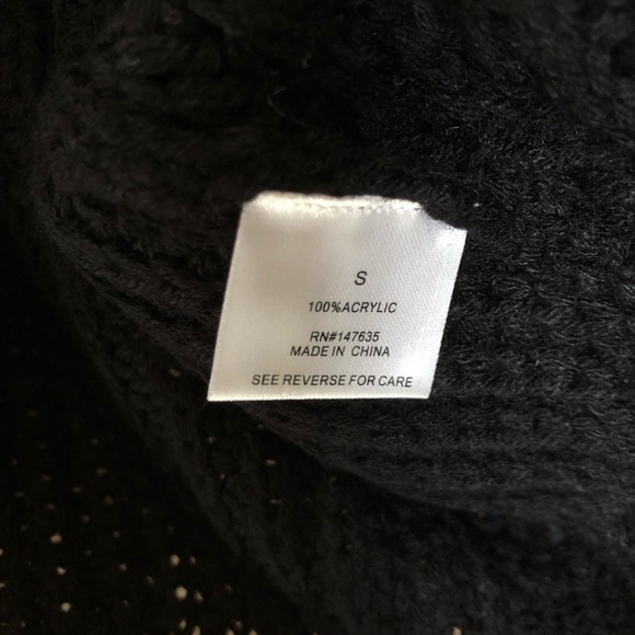 Free Generation Color Block Fringe Sweater NWT (S) - Picture 14 of 15